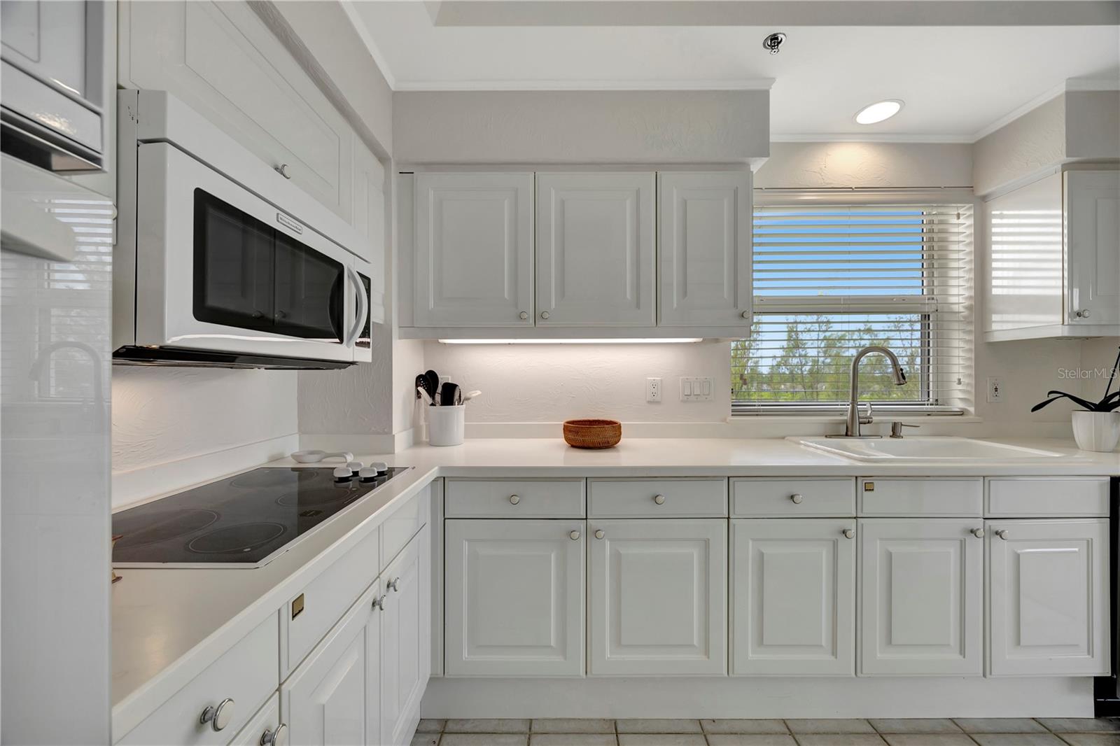 3080 GRAND BAY BLVD #532, LONGBOAT KEY, FL, 34228
