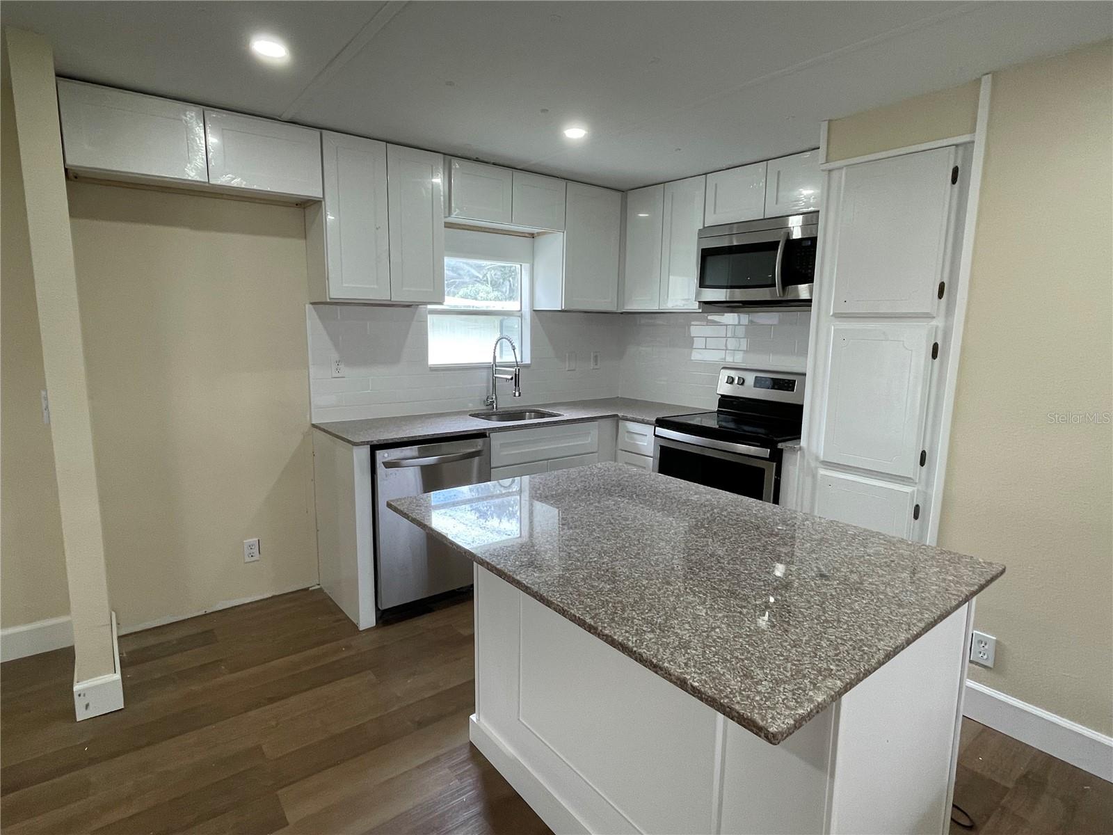 2018 THELMA DR, LAKE ALFRED, FL, 33850