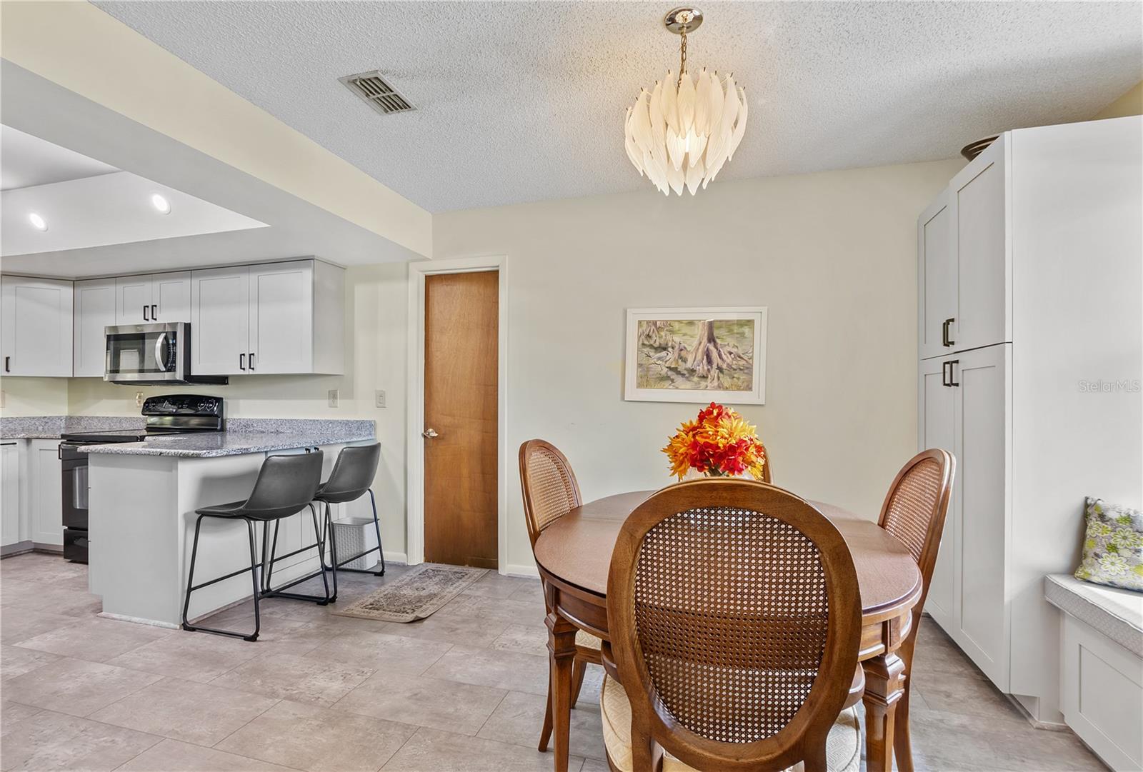 201 S HERON ST, SEBRING, FL, 33870