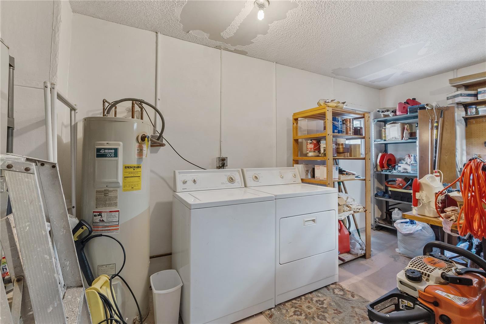 201 S HERON ST, SEBRING, FL, 33870