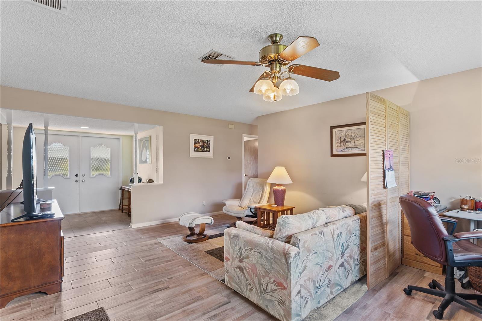 201 S HERON ST, SEBRING, FL, 33870