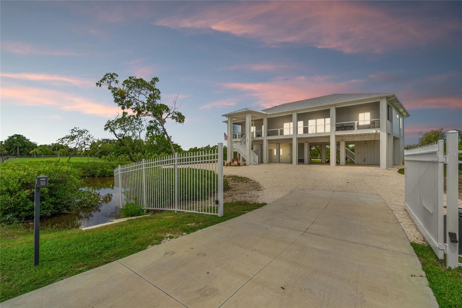 220 HORSESHOE LOOP RD, TERRA CEIA, FL, 34250
