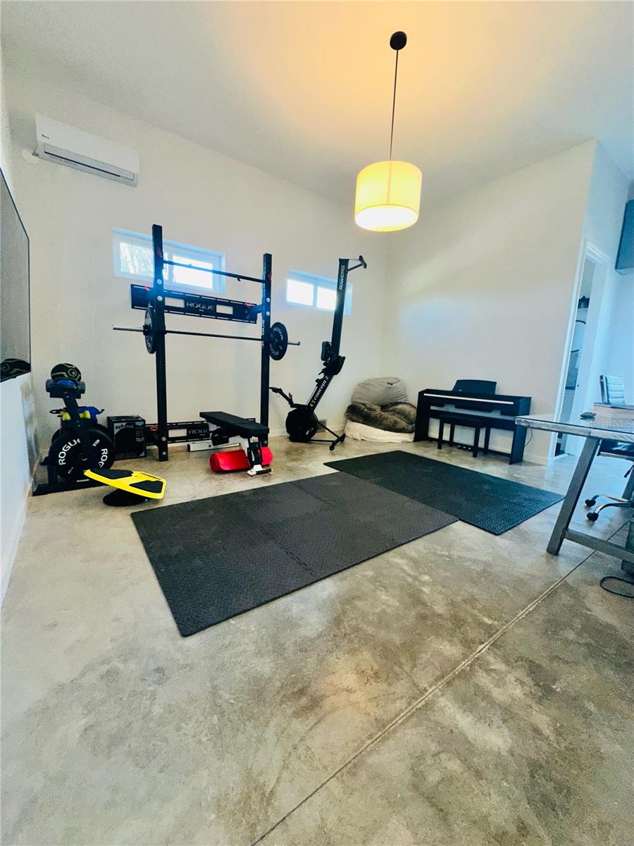 220 HORSESHOE LOOP RD, TERRA CEIA, FL, 34250