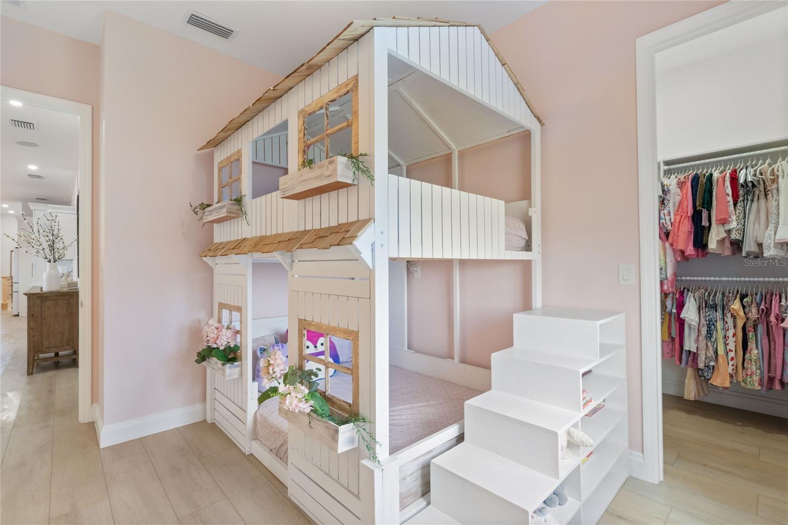220 HORSESHOE LOOP RD, TERRA CEIA, FL, 34250