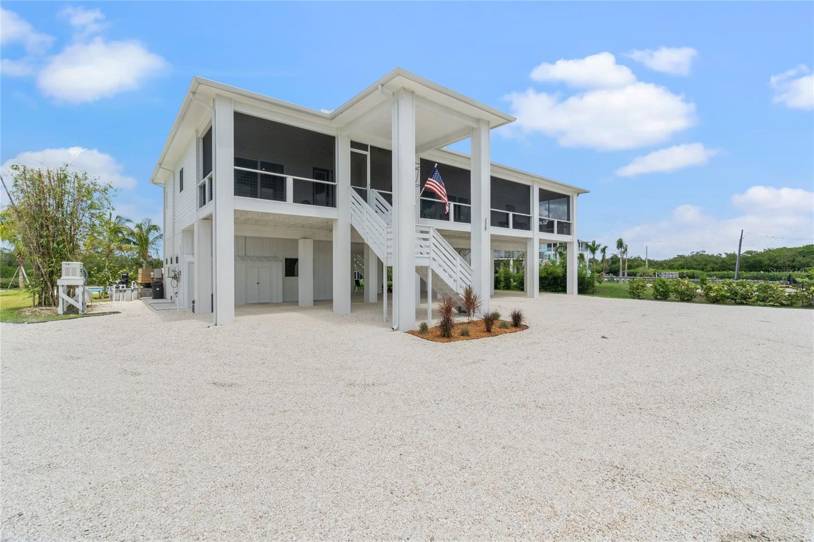 220 HORSESHOE LOOP RD, TERRA CEIA, FL, 34250