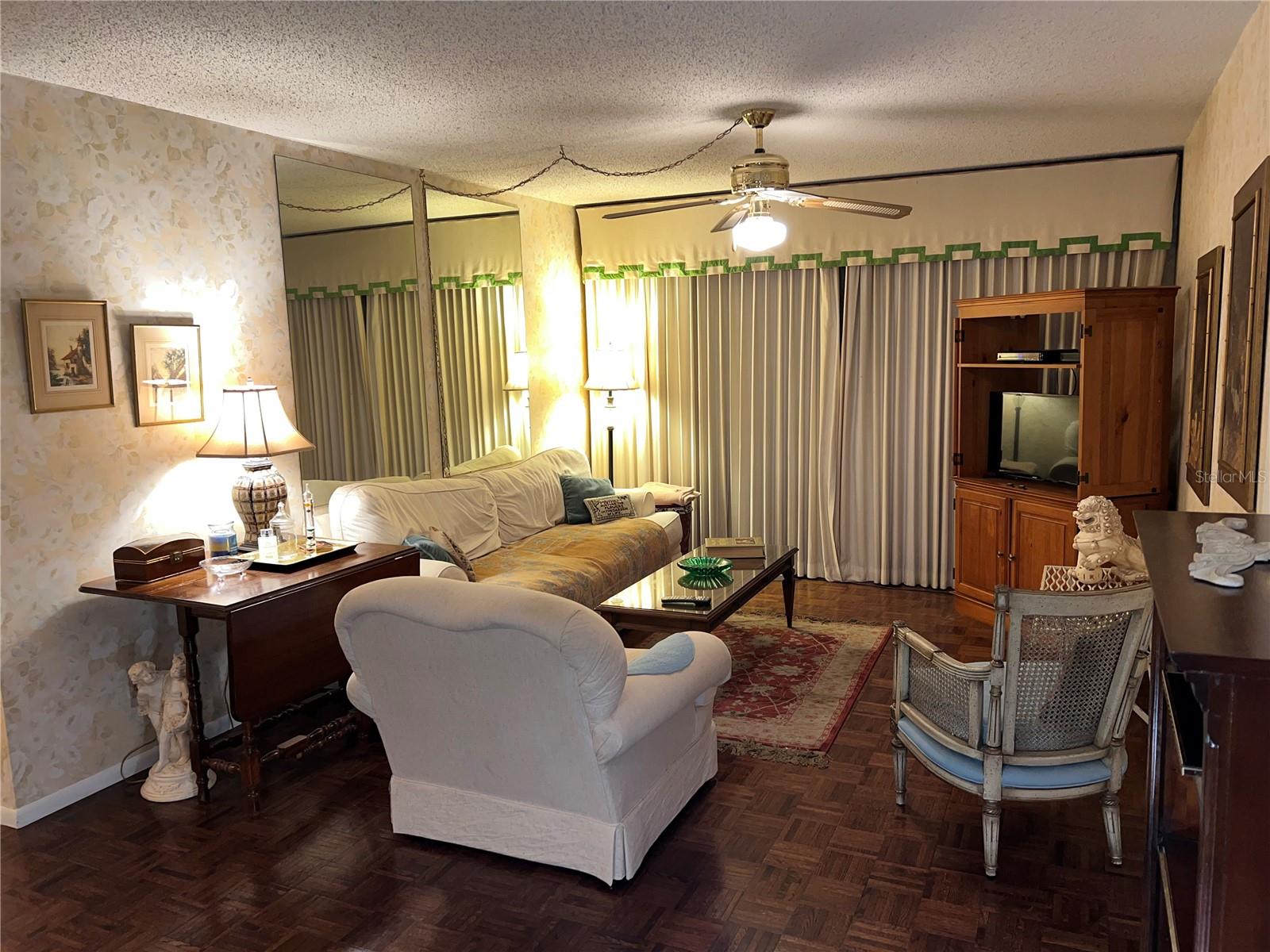 4606 W GRAY ST #205, TAMPA, FL, 33609