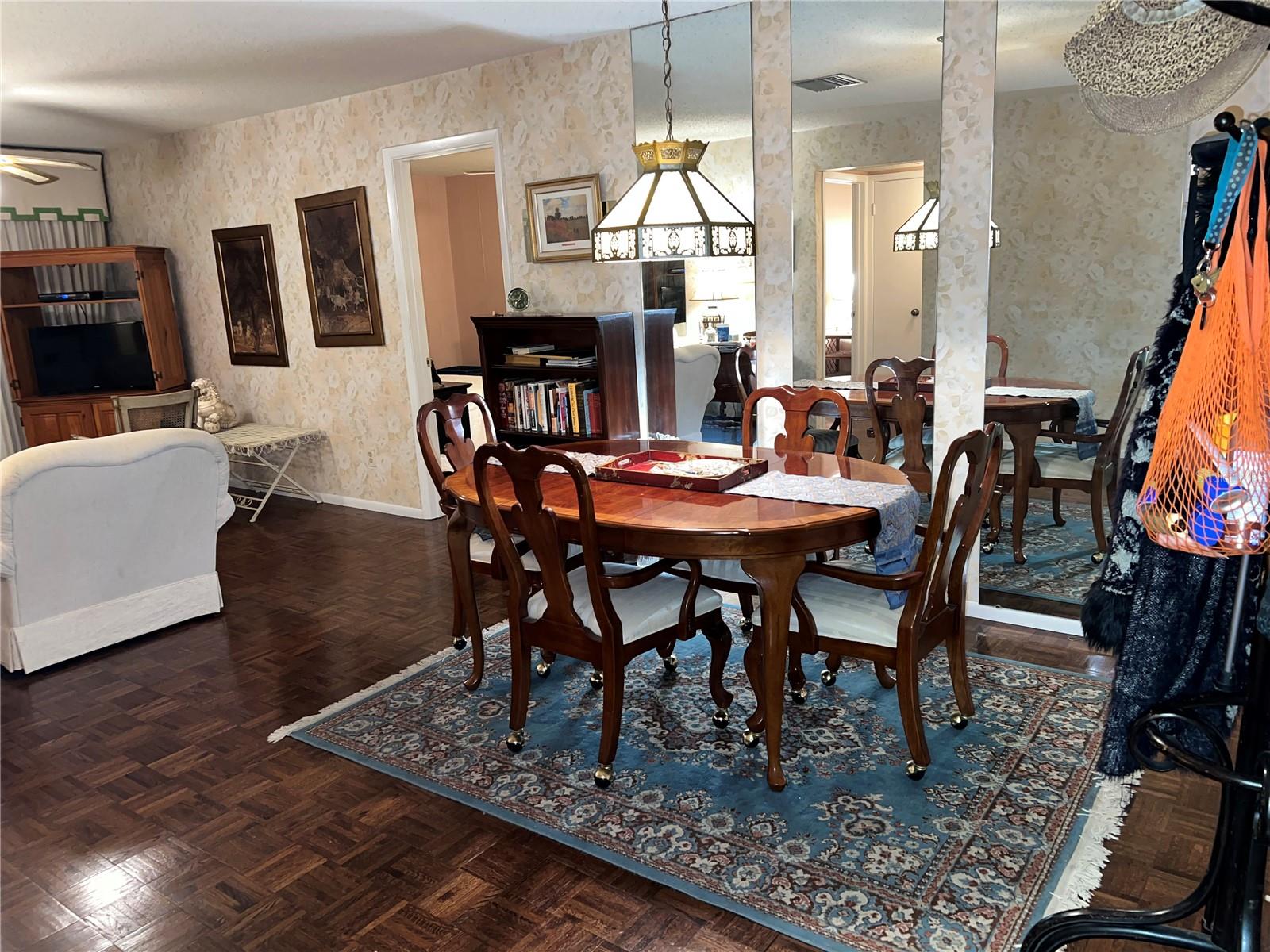 4606 W GRAY ST #205, TAMPA, FL, 33609