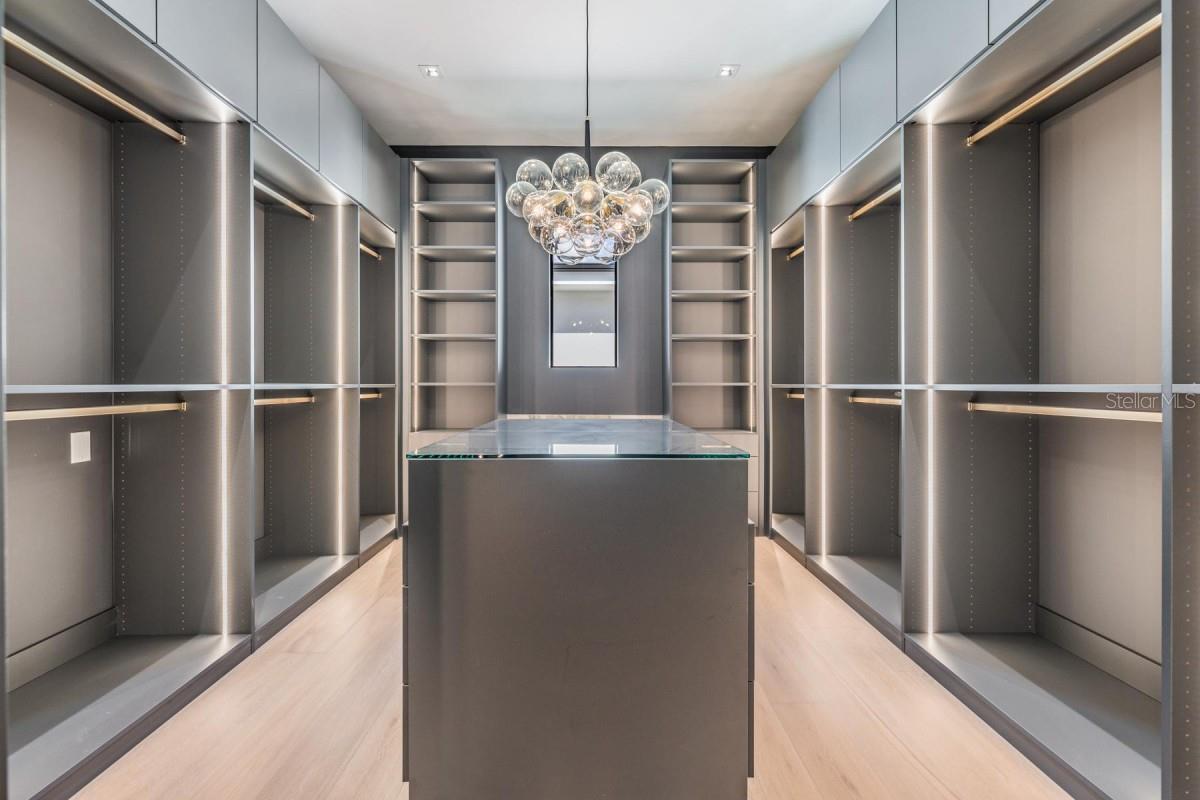 A4621830 Property Photo