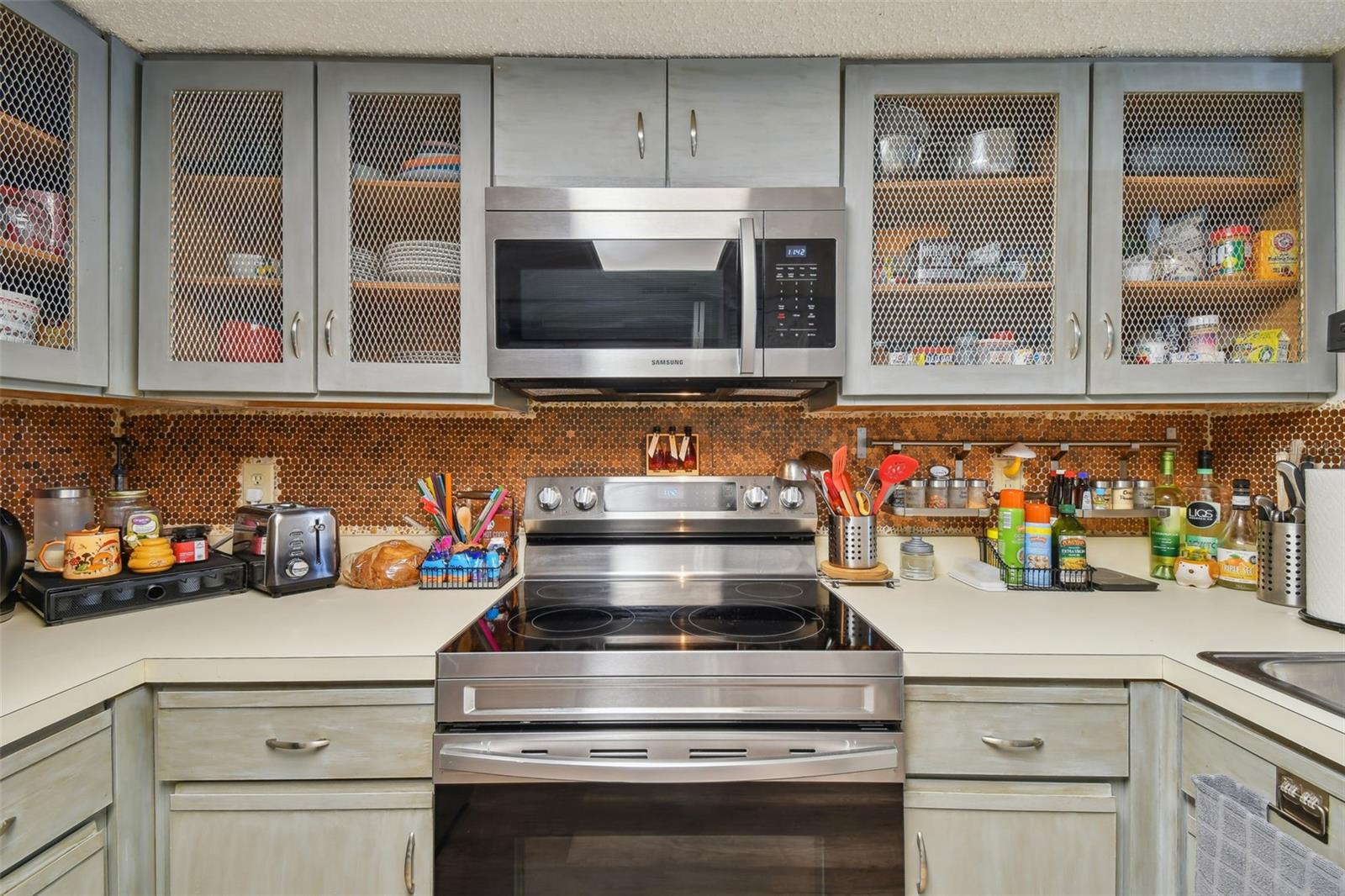 3304 FOX HUNT DR, PALM HARBOR, FL, 34683