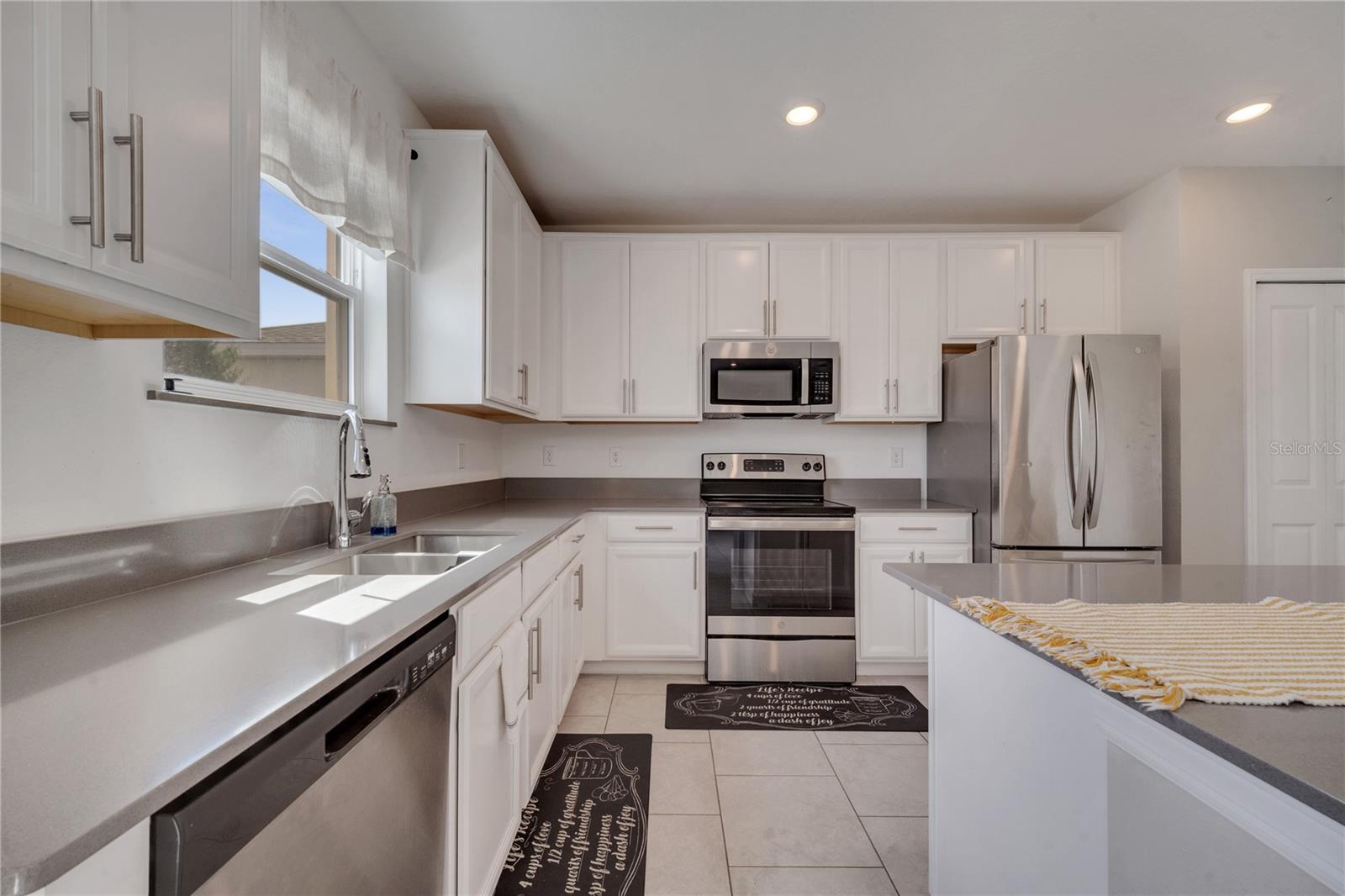 552 SILVER PALM DR, HAINES CITY, FL, 33844