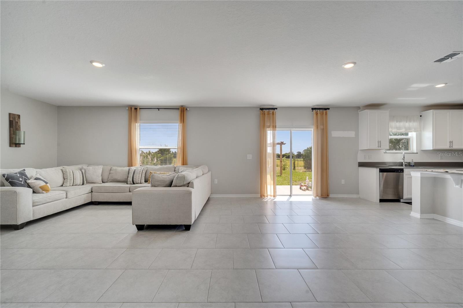 552 SILVER PALM DR, HAINES CITY, FL, 33844