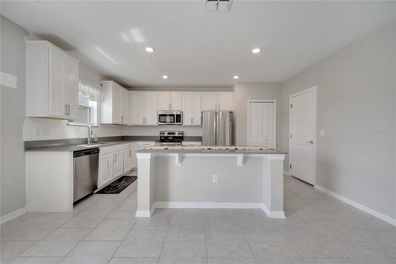 552 SILVER PALM DR, HAINES CITY, FL, 33844