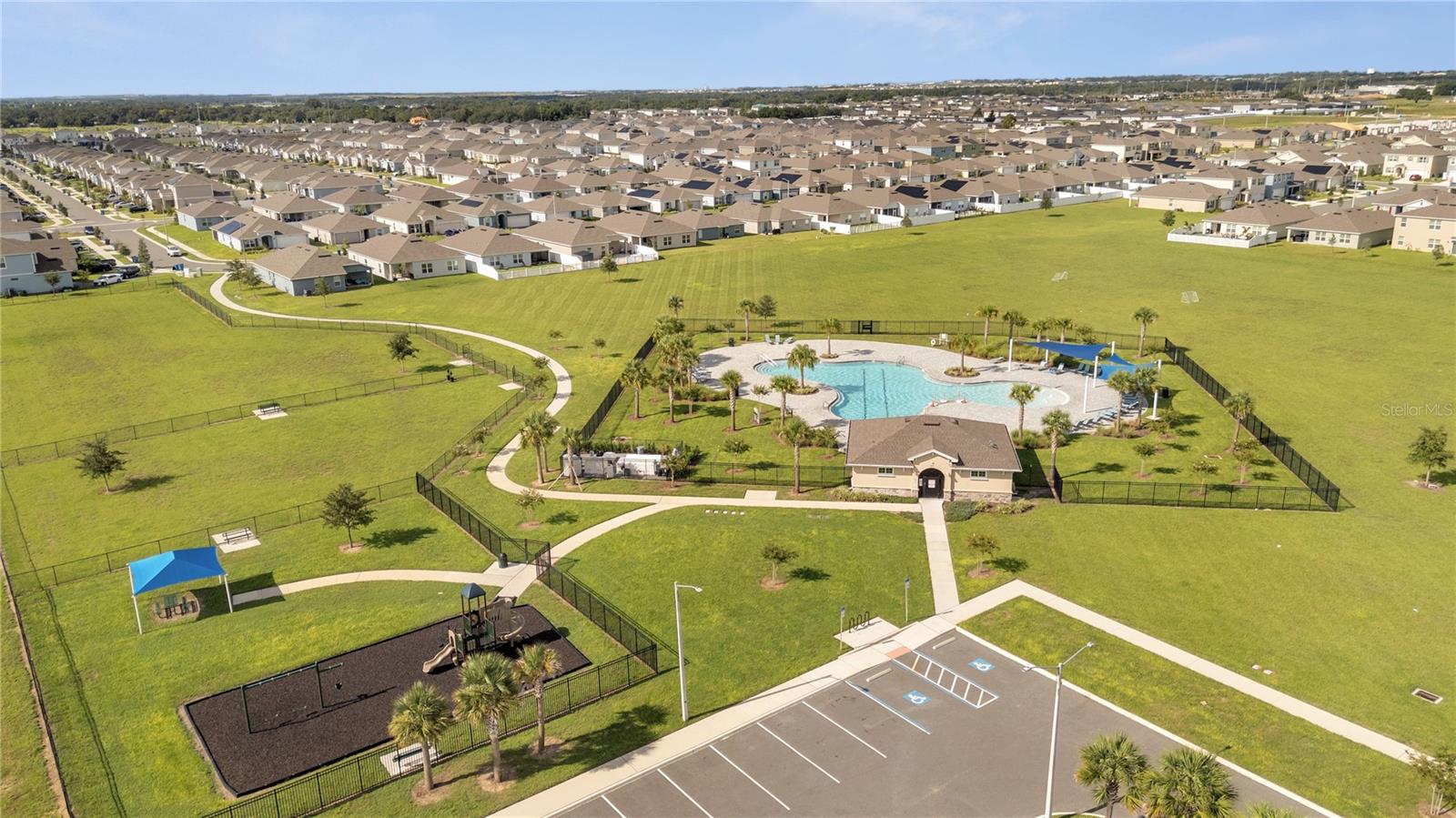 552 SILVER PALM DR, HAINES CITY, FL, 33844