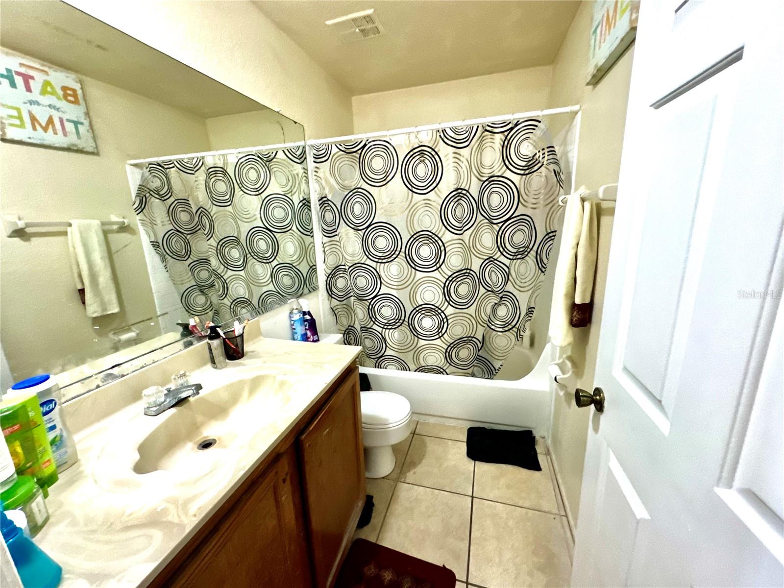 3970 VERSAILLES DR #3970B, ORLANDO, FL, 32808