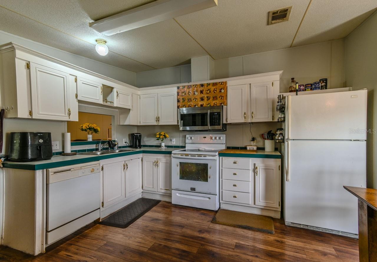 8351 FANTASIA PARK WAY, RIVERVIEW, FL, 33578