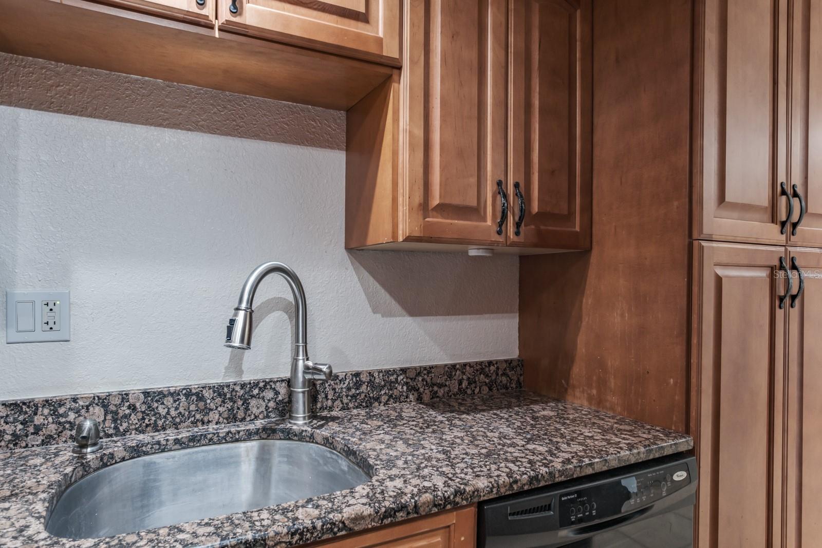 1109 PINE RIDGE CIR W #G1, TARPON SPRINGS, FL, 34688