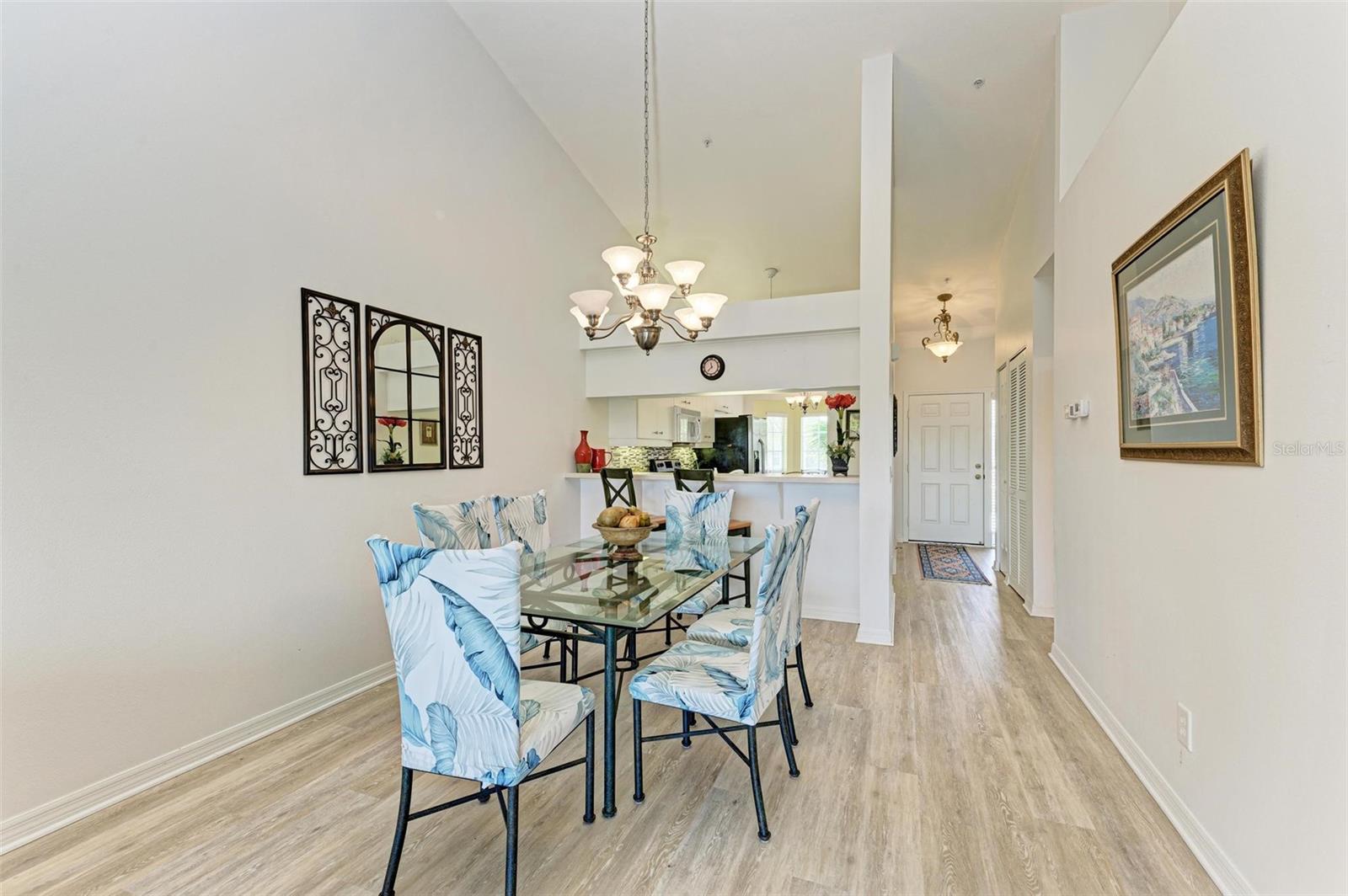 872 SARANAC LAKE DR #202, VENICE, FL, 34292