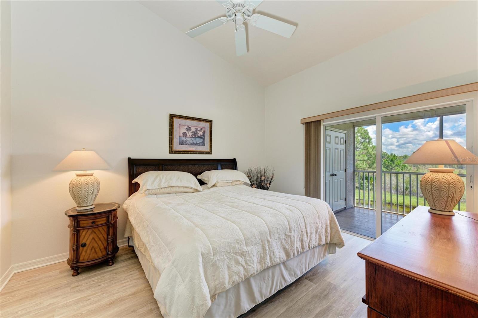 872 SARANAC LAKE DR #202, VENICE, FL, 34292
