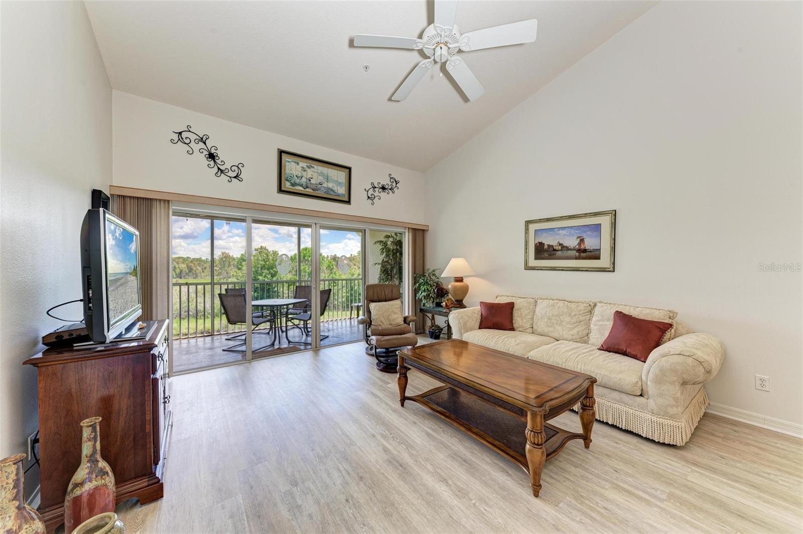 872 SARANAC LAKE DR #202, VENICE, FL, 34292