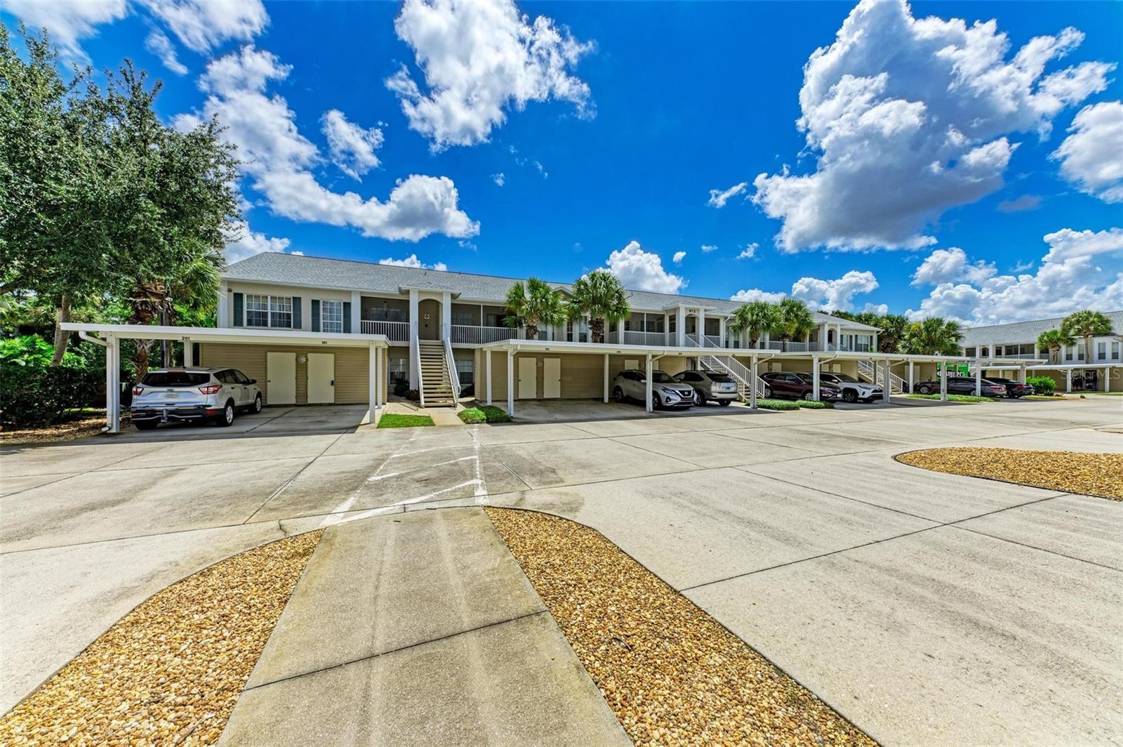 872 SARANAC LAKE DR #202, VENICE, FL, 34292