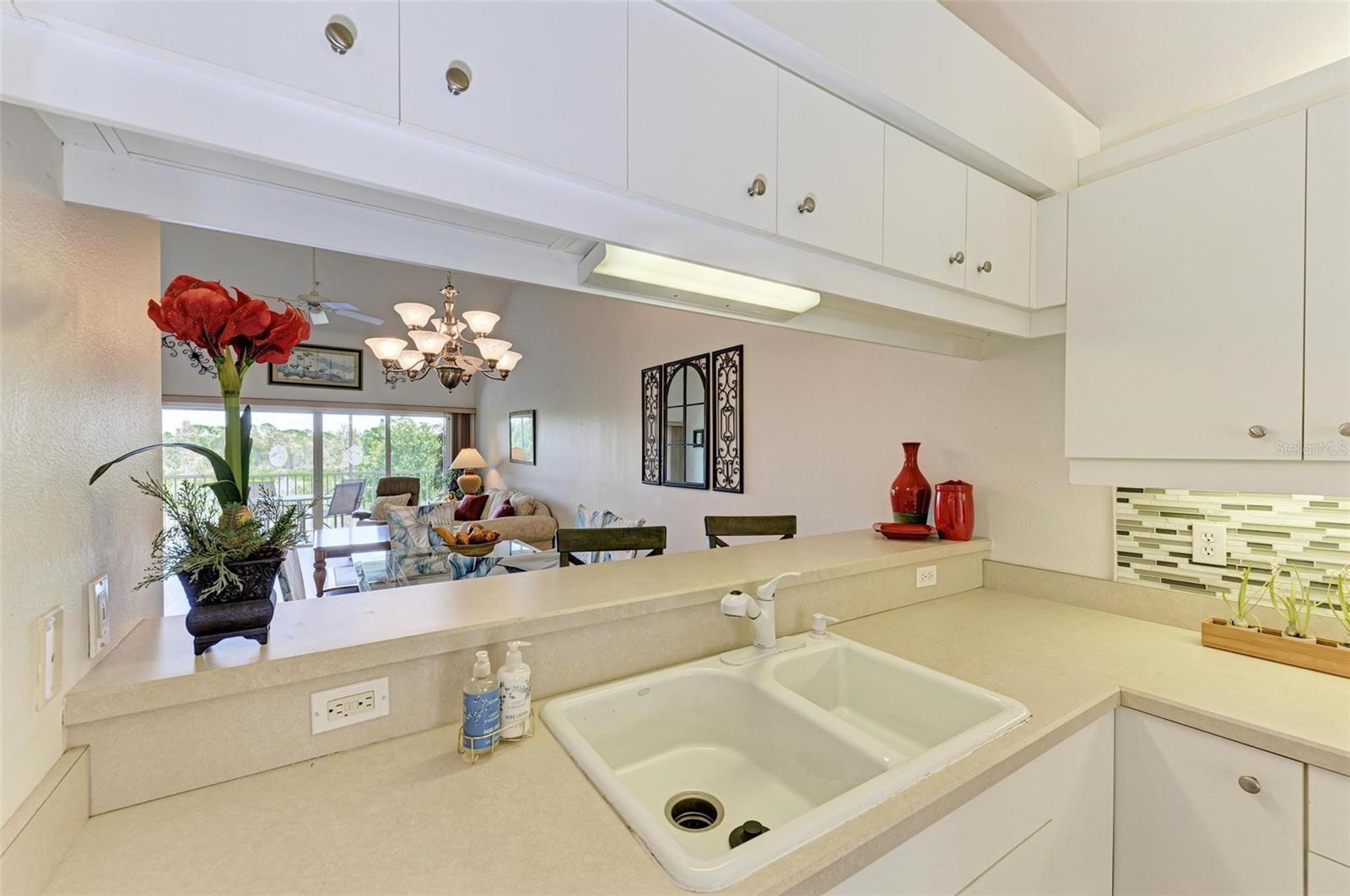 872 SARANAC LAKE DR #202, VENICE, FL, 34292