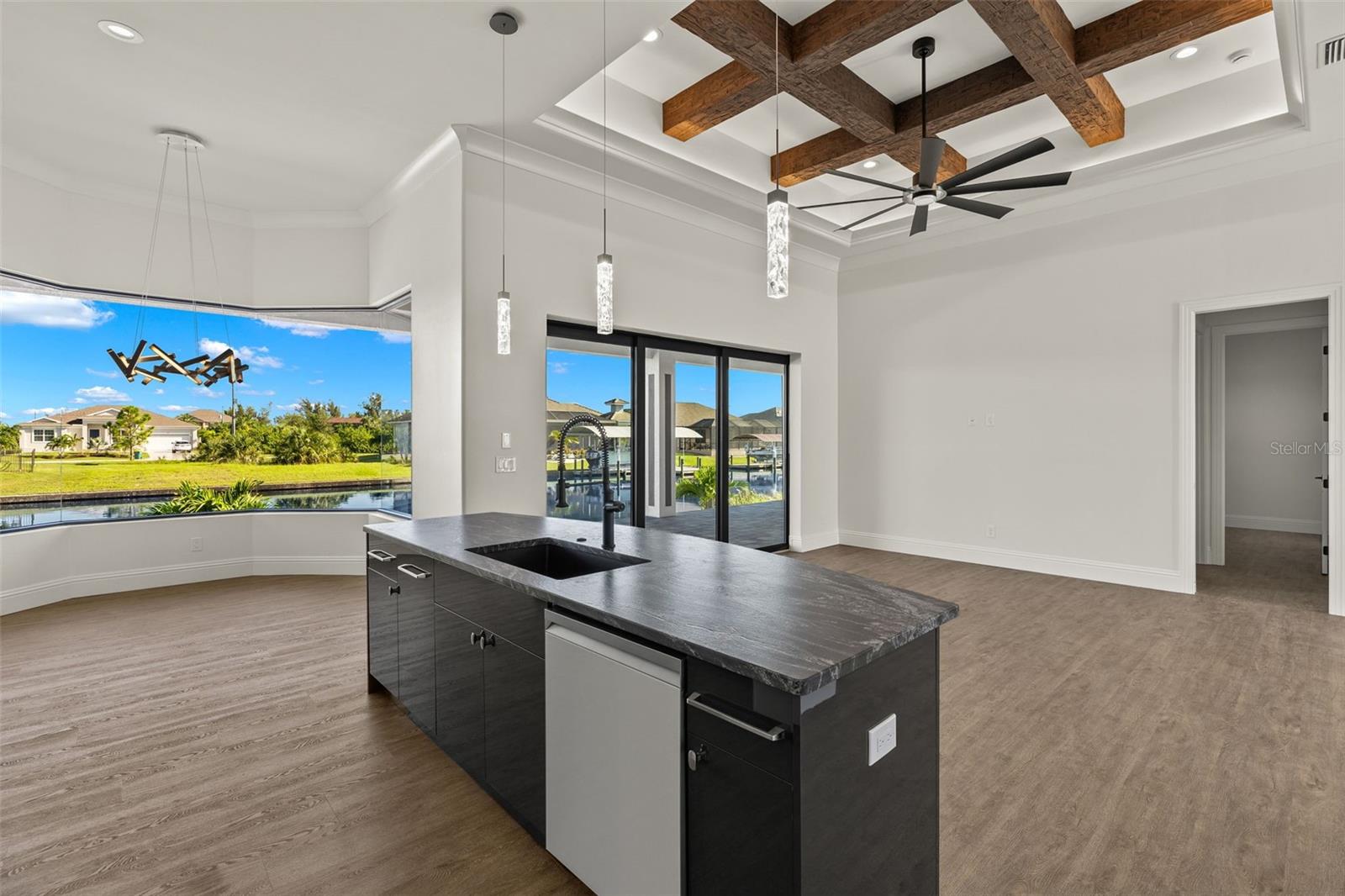 15060 AQUARIUS CIR, PORT CHARLOTTE, FL, 33981