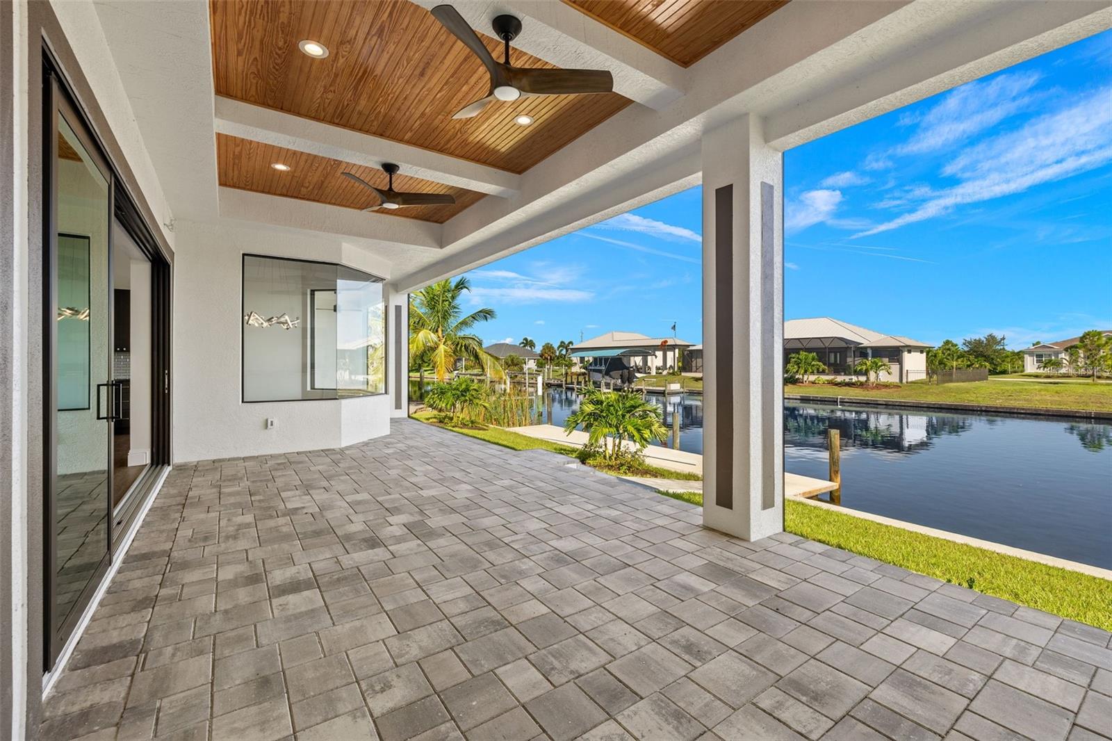 15060 AQUARIUS CIR, PORT CHARLOTTE, FL, 33981