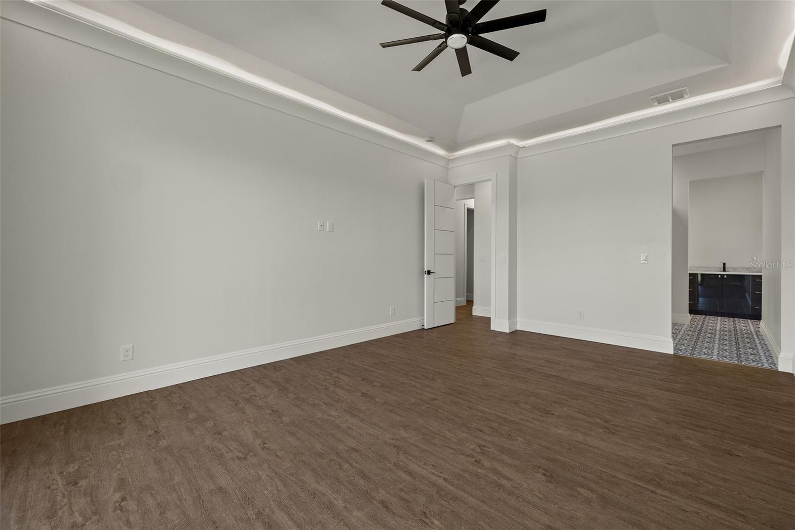 15060 AQUARIUS CIR, PORT CHARLOTTE, FL, 33981