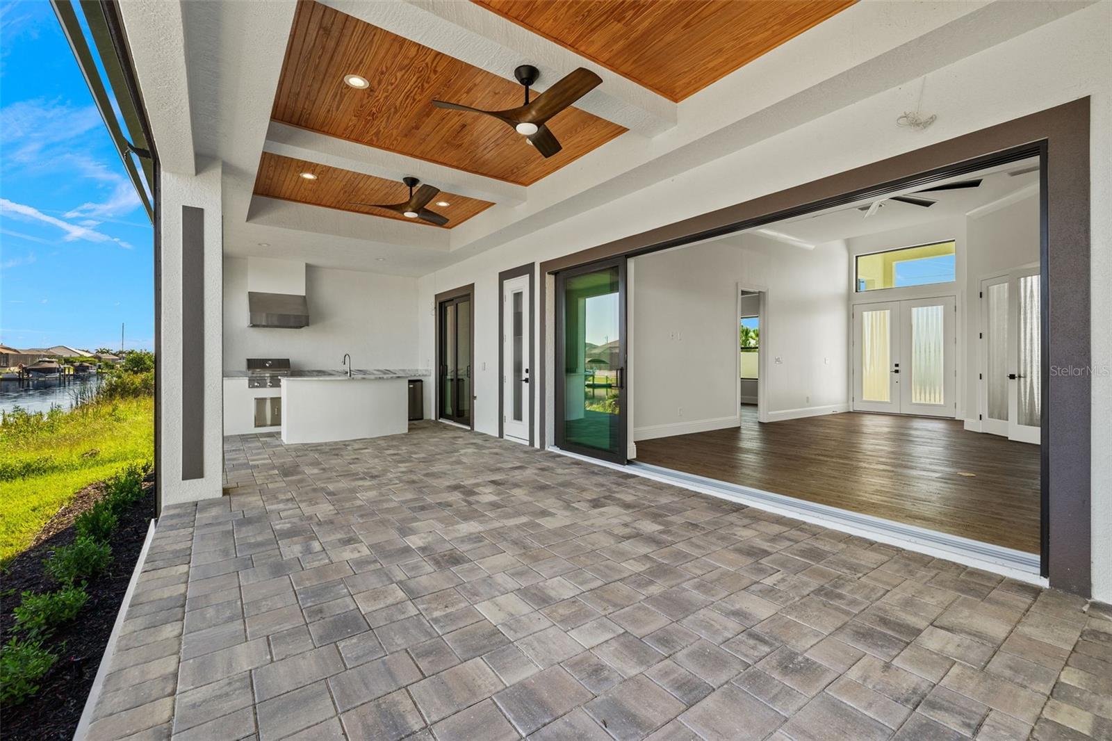 15060 AQUARIUS CIR, PORT CHARLOTTE, FL, 33981
