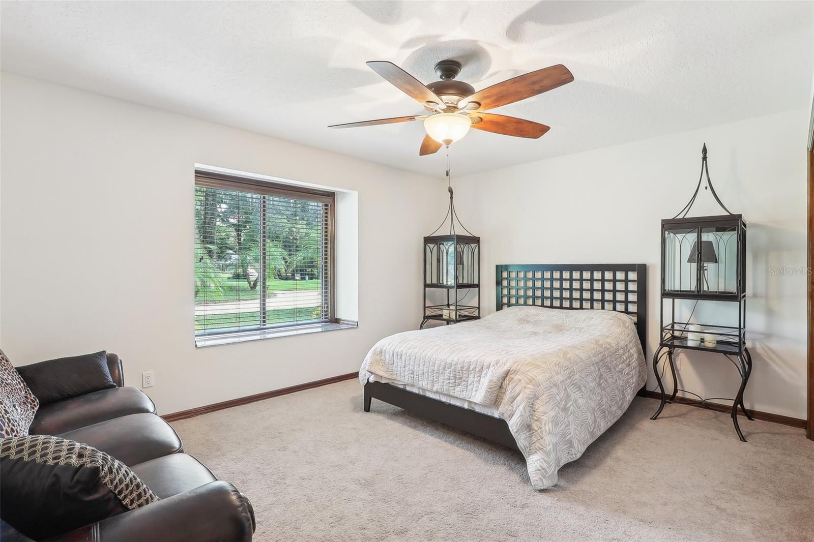 1582 COVERED BRIDGE DR, DELAND, FL, 32724
