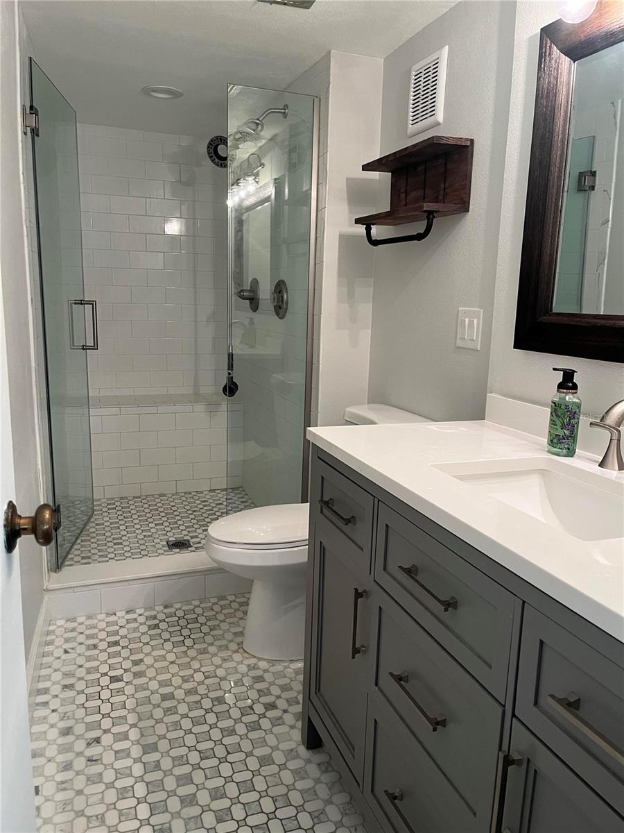 601 N MCDONALD ST #408, MOUNT DORA, FL, 32757