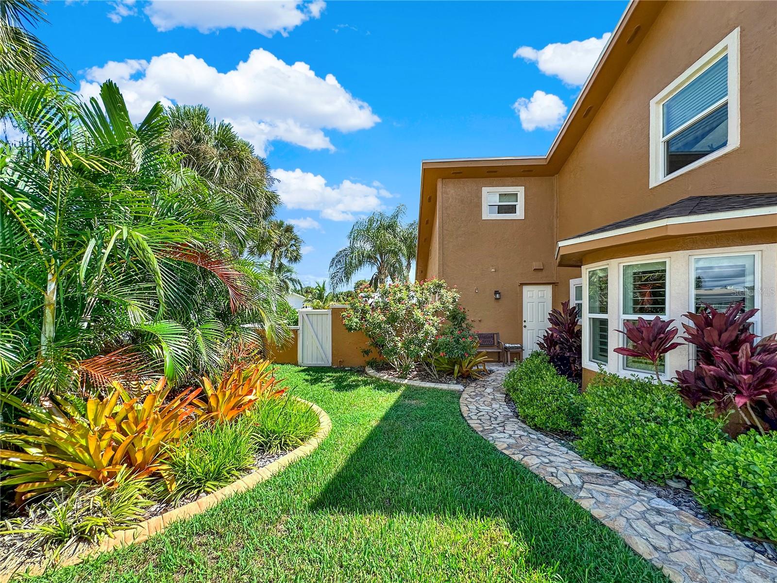 102 VIA DUOMO, NEW SMYRNA BEACH, FL, 32169