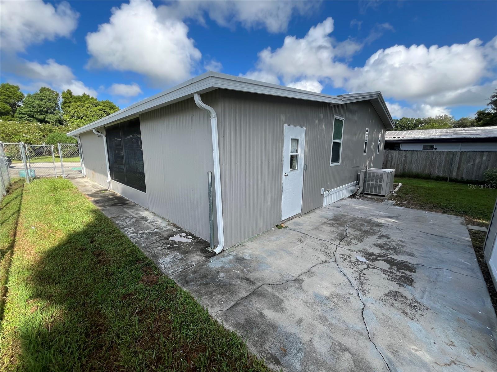 436 SKYLINE DR W, LAKELAND, FL, 33801