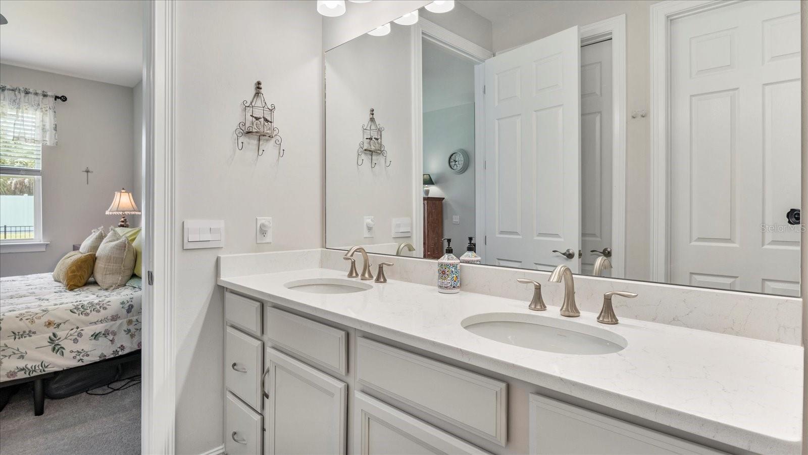 248 IBIZA LOOP, VENICE, FL, 34292
