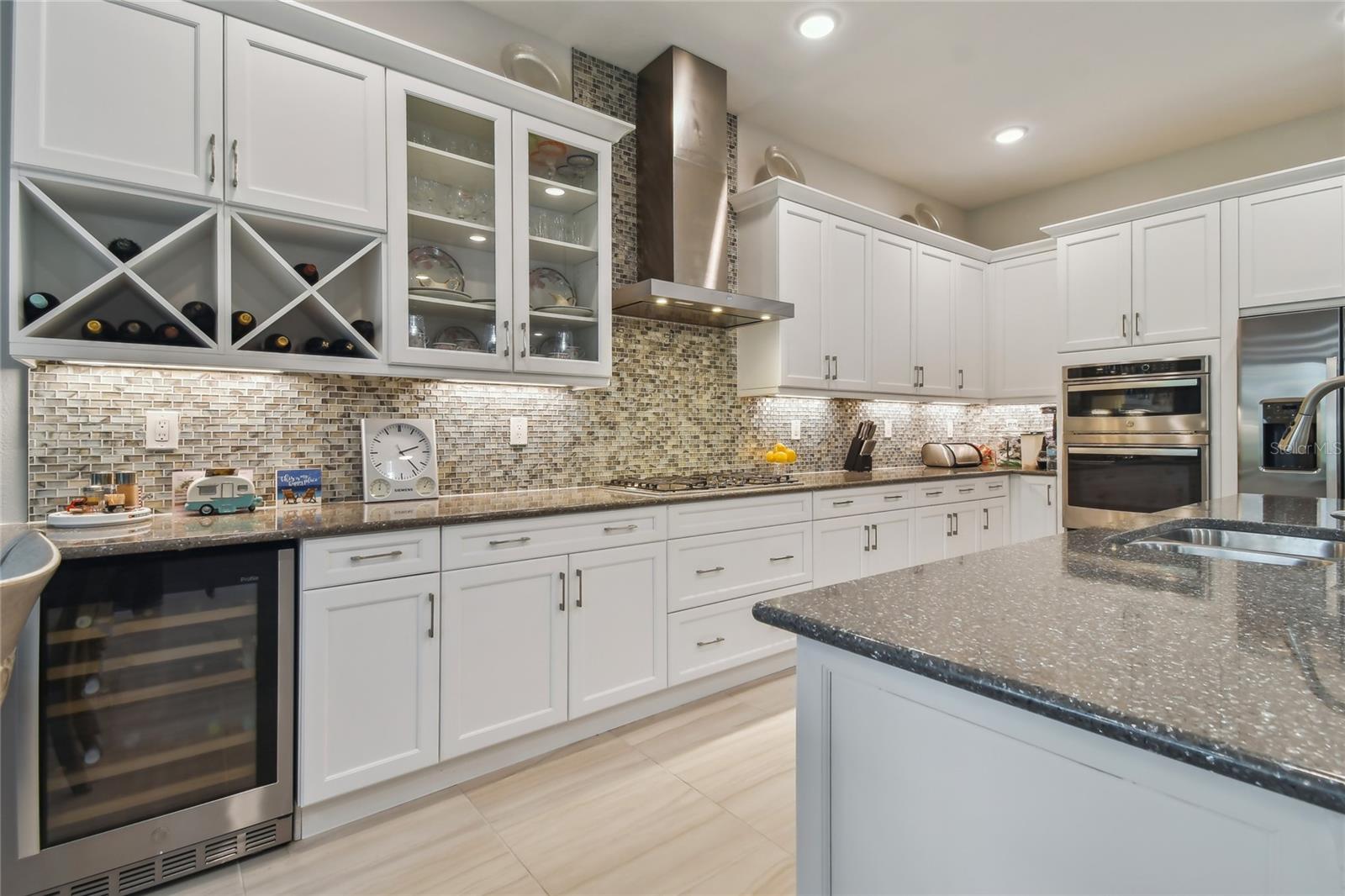 4952 SURFSIDE CIR, BRADENTON, FL, 34211