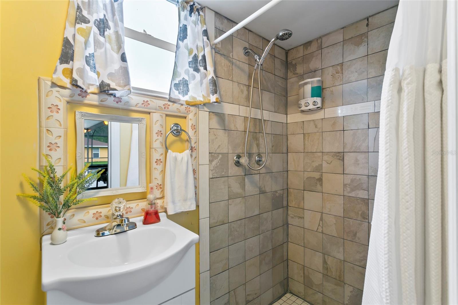 636 KOALA CT, POINCIANA, FL, 34759