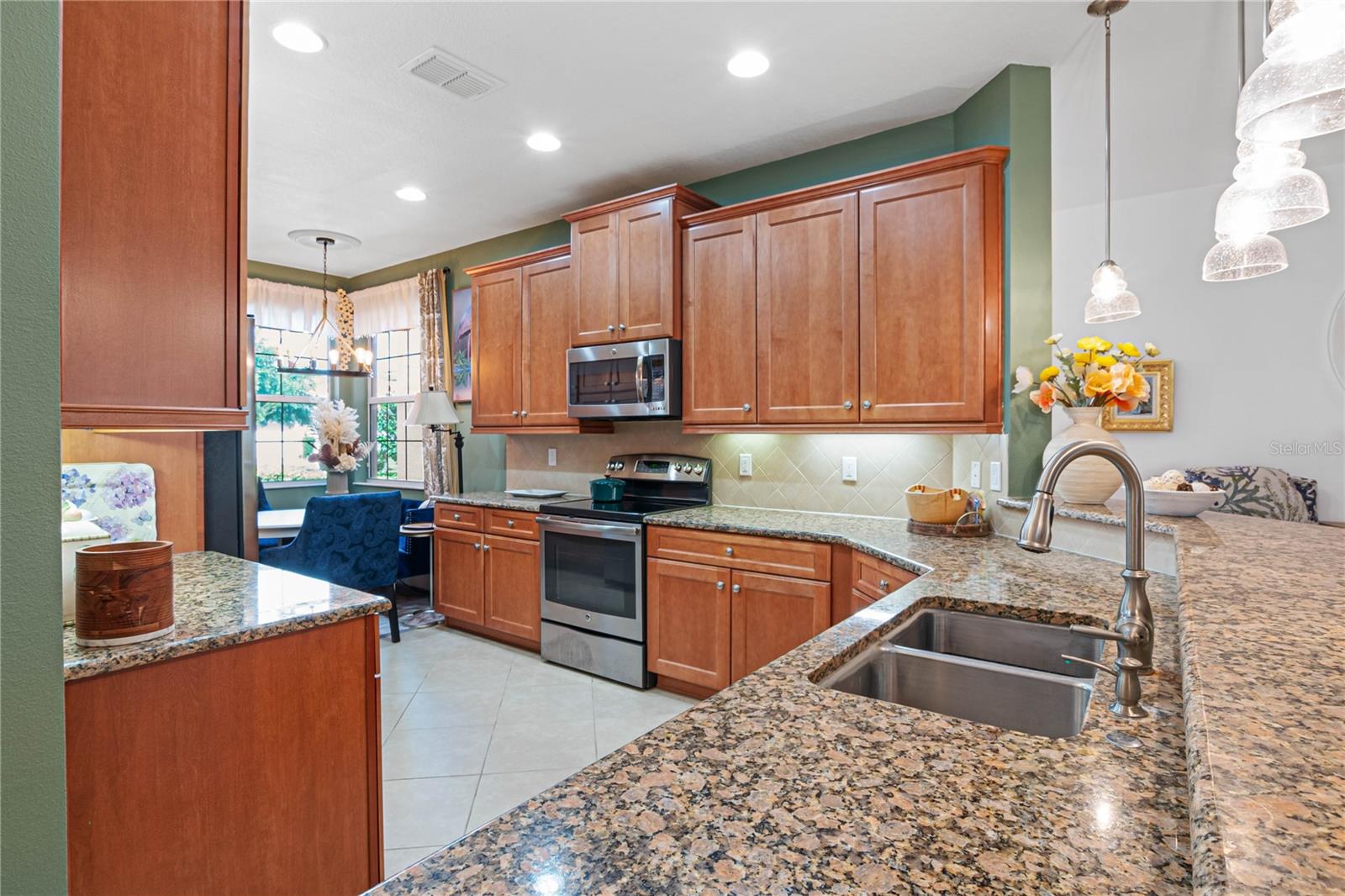 15722 AURORA LAKE CIR, WIMAUMA, FL, 33598