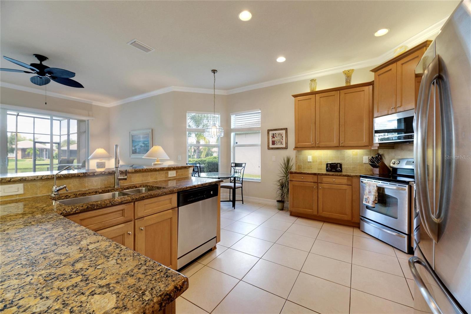 15940 COBBLE MILL DR, WIMAUMA, FL, 33598