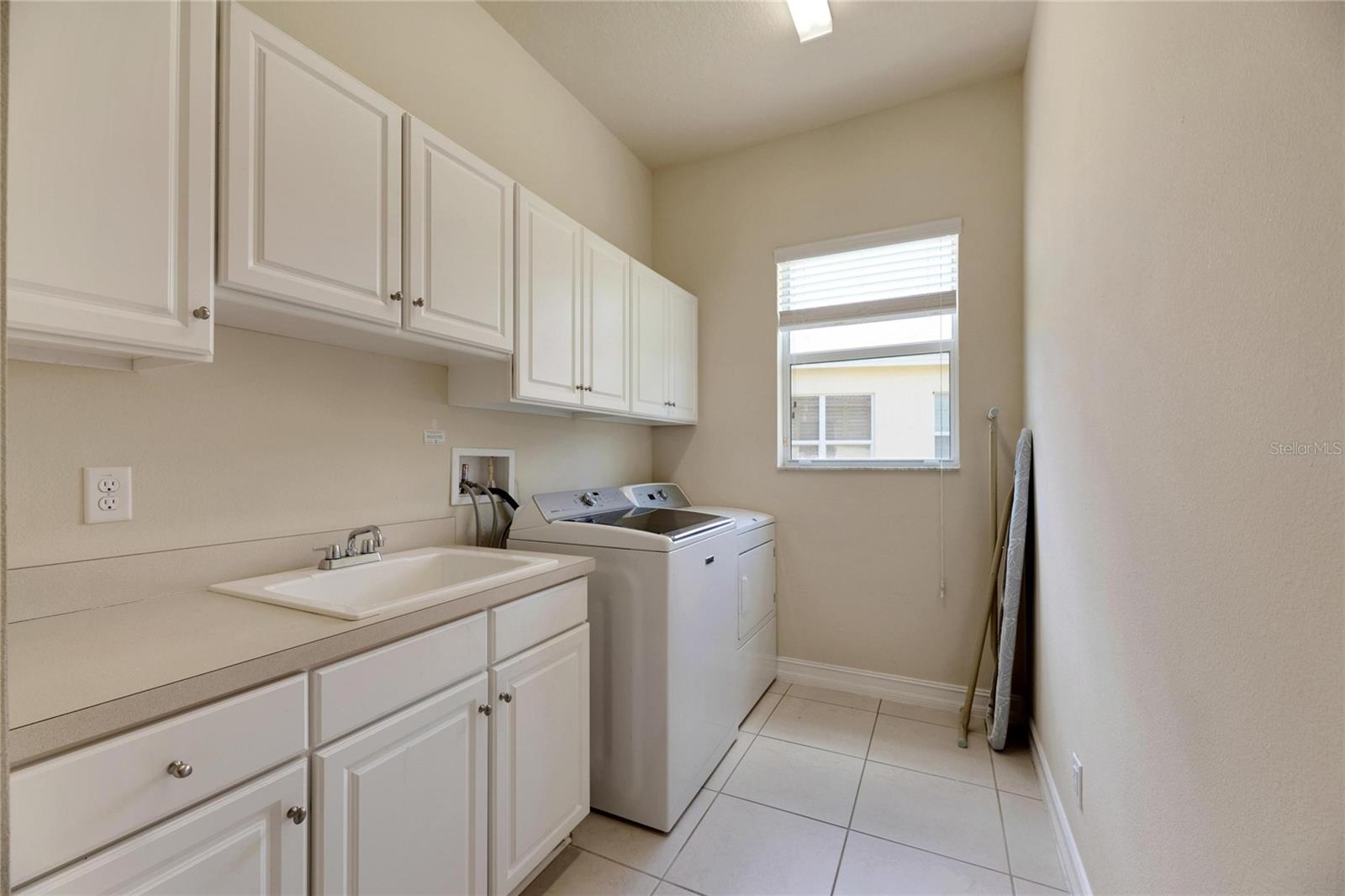 15940 COBBLE MILL DR, WIMAUMA, FL, 33598