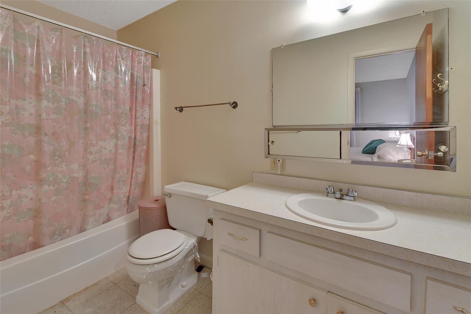 17 VILLA VILLAR CT #17, DELAND, FL, 32724