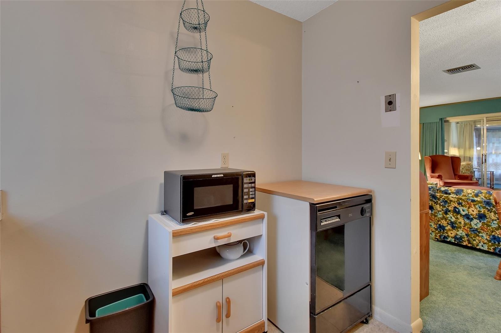 17 VILLA VILLAR CT #17, DELAND, FL, 32724