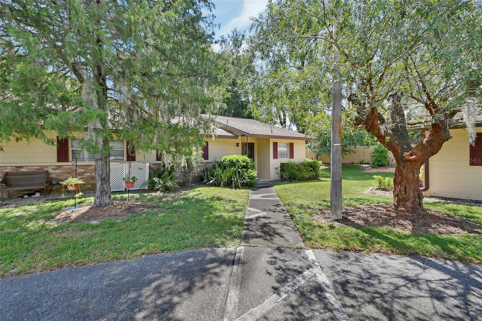 17 VILLA VILLAR CT #17, DELAND, FL, 32724