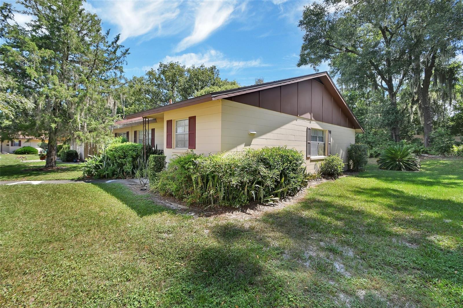 17 VILLA VILLAR CT #17, DELAND, FL, 32724