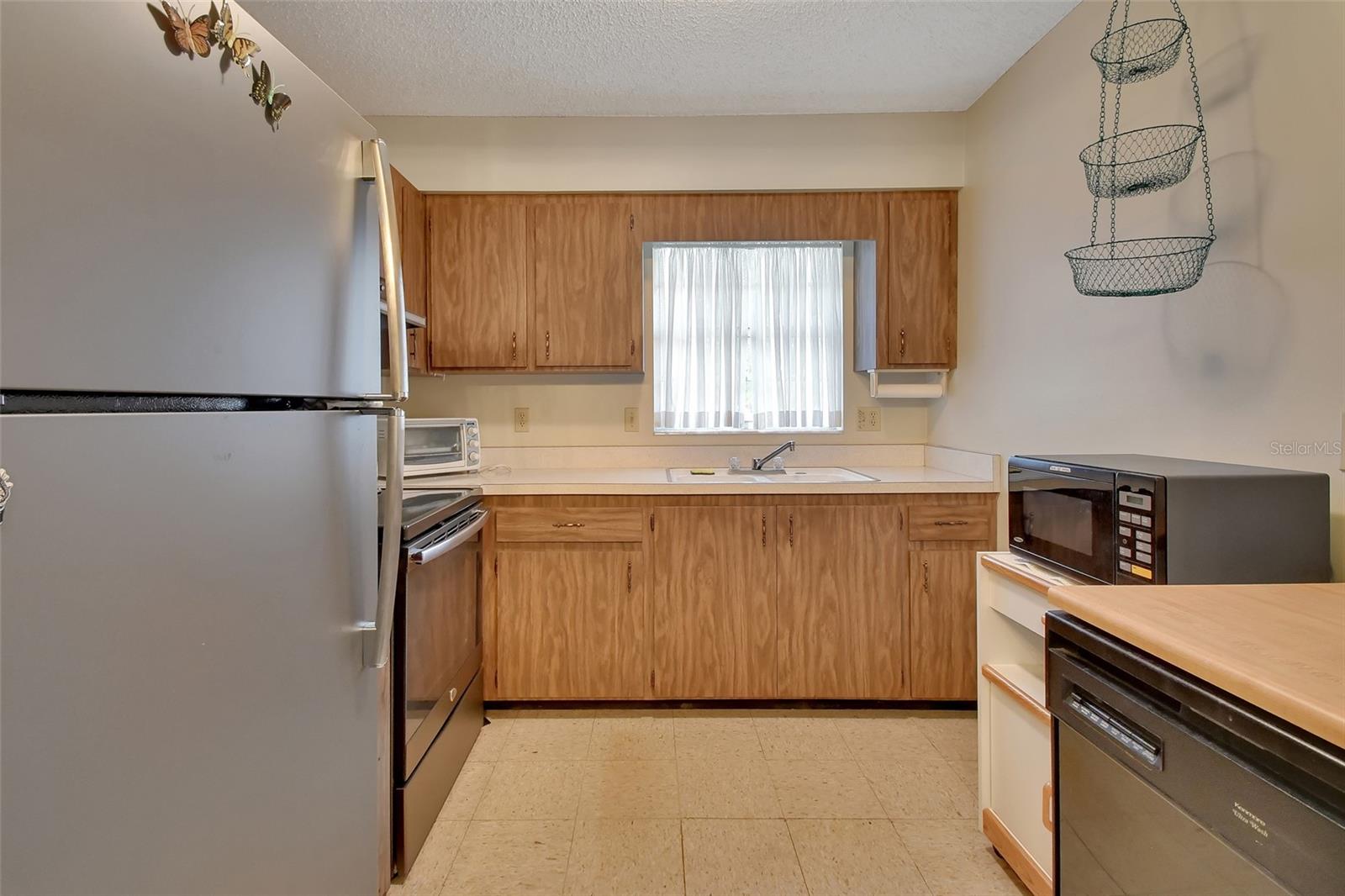 17 VILLA VILLAR CT #17, DELAND, FL, 32724