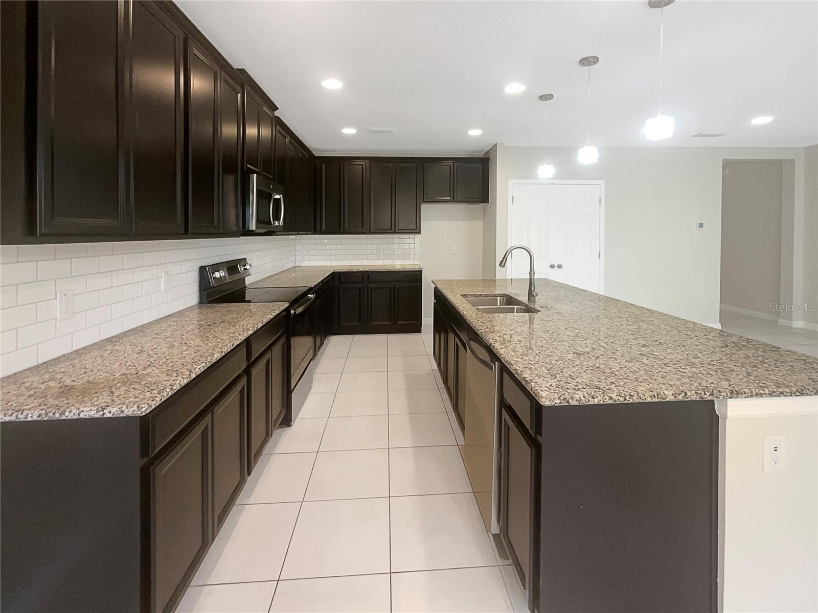 920 BENJAMIN TRL, DAVENPORT, FL, 33837