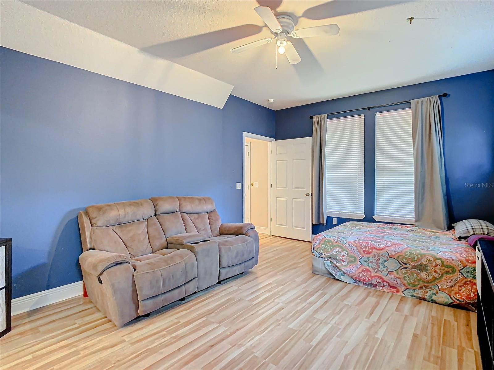 6443 ASHVILLE DR, ZEPHYRHILLS, FL, 33542