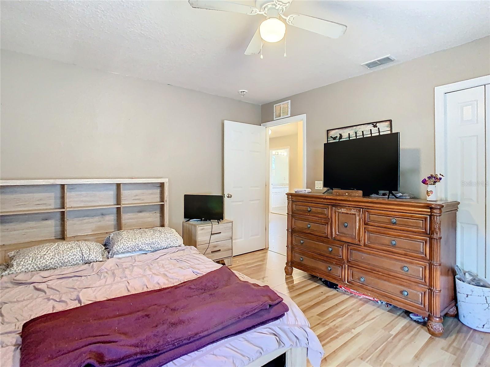 6443 ASHVILLE DR, ZEPHYRHILLS, FL, 33542
