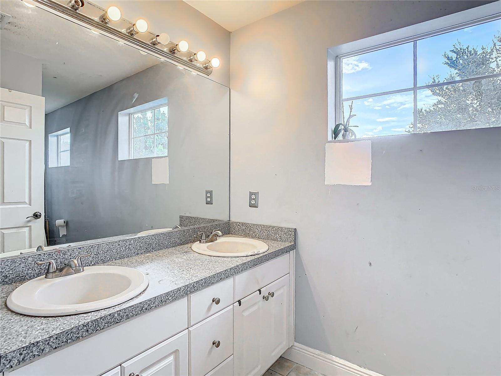 6443 ASHVILLE DR, ZEPHYRHILLS, FL, 33542