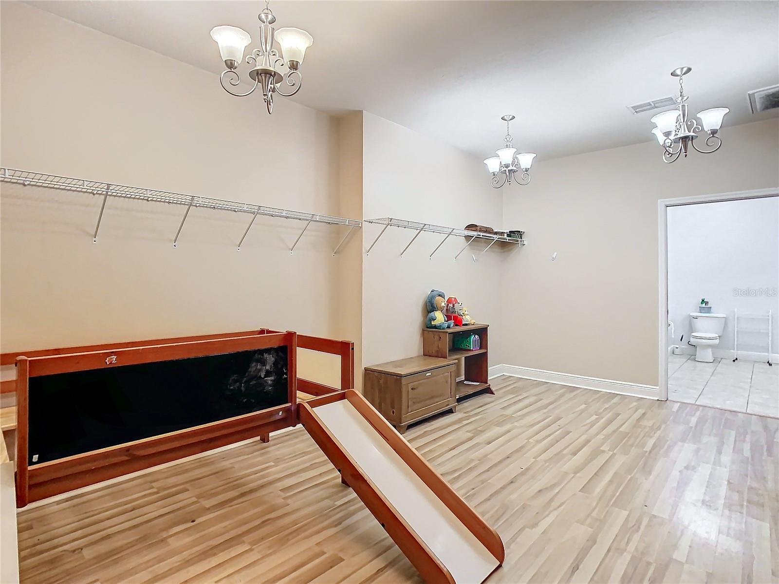 6443 ASHVILLE DR, ZEPHYRHILLS, FL, 33542