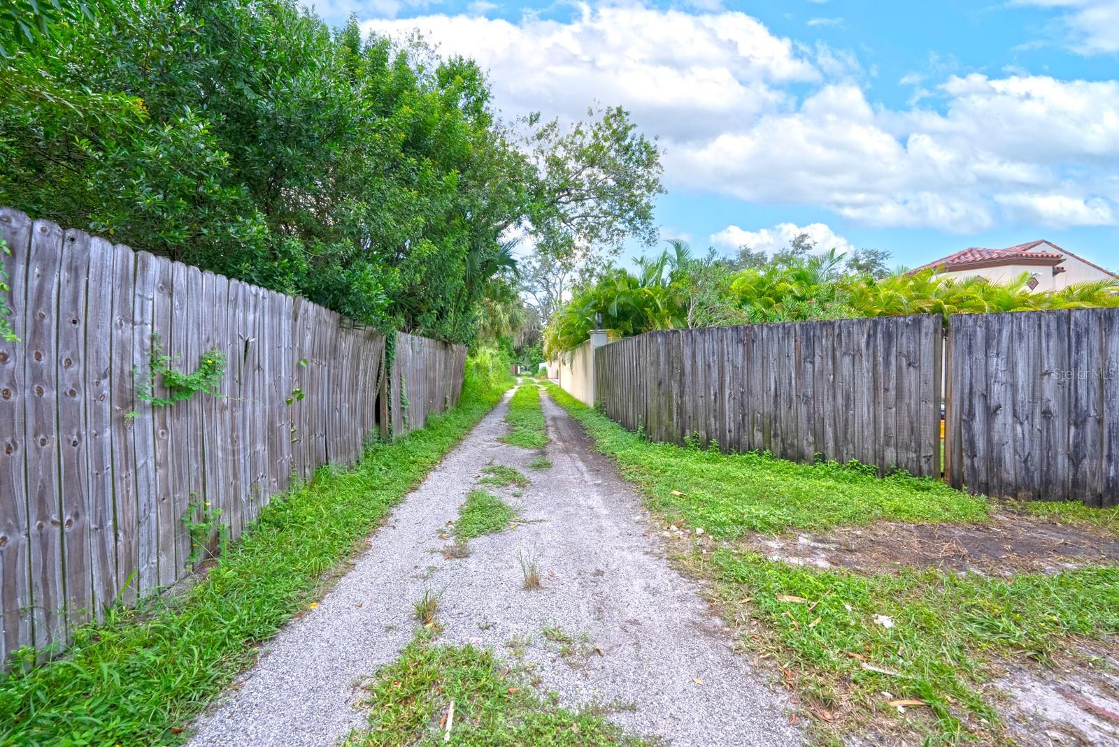 5915 N DEXTER AVE, TAMPA, FL, 33604